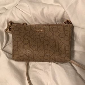 Calvin Klein crossbody